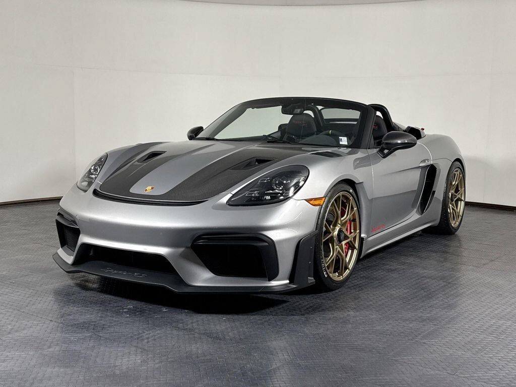 2025 PORSCHE 718