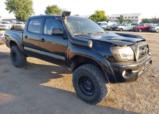 2011 TOYOTA Tacoma
