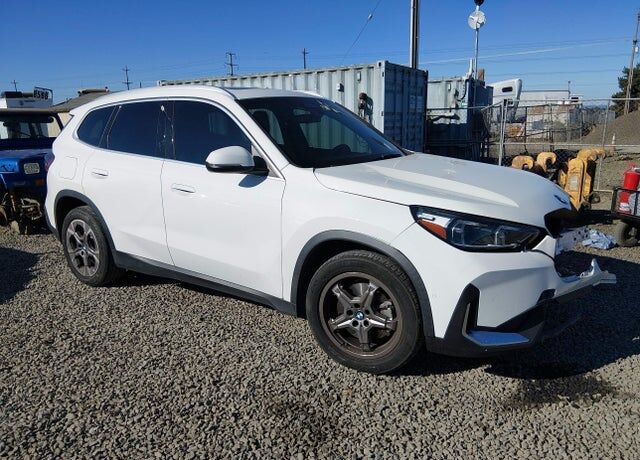 2023 BMW X1
