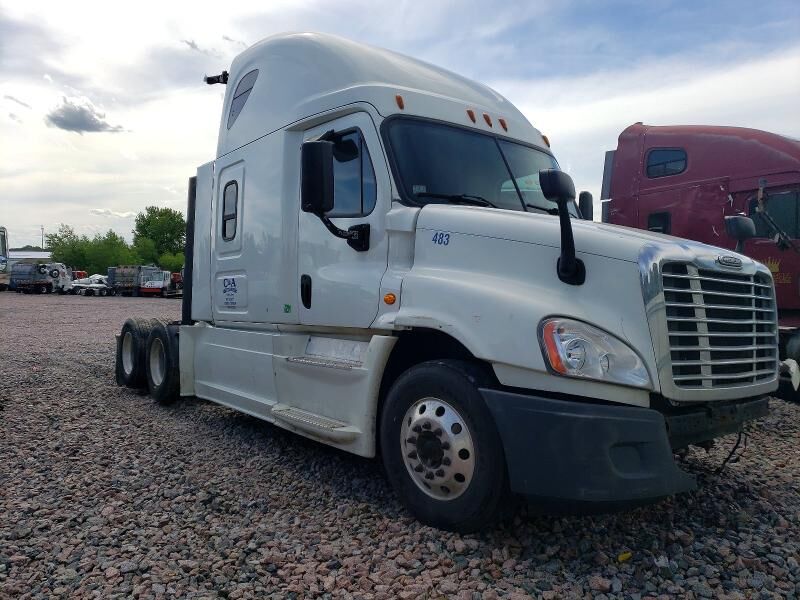 2015 FREIGHTLINER Cascadia