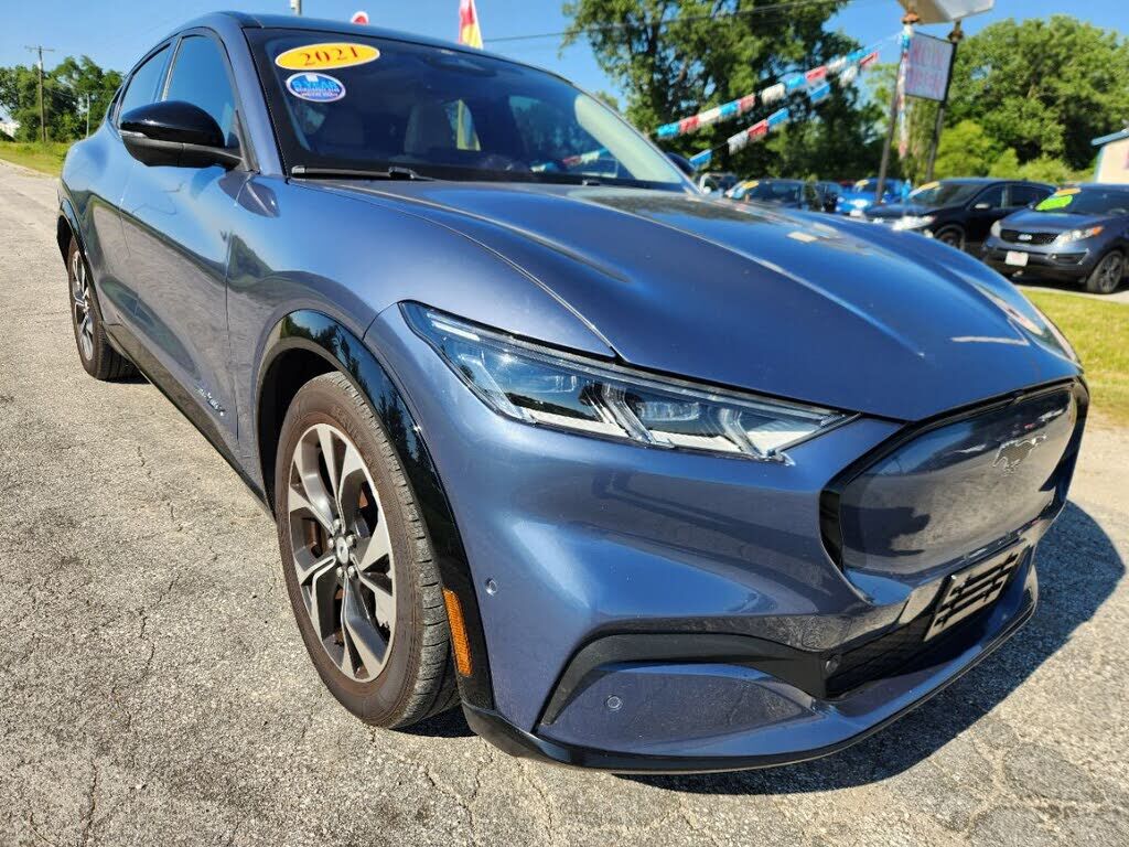 2021 FORD Mach-E
