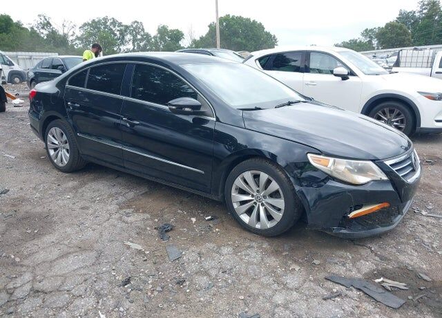 2011 VOLKSWAGEN Passat