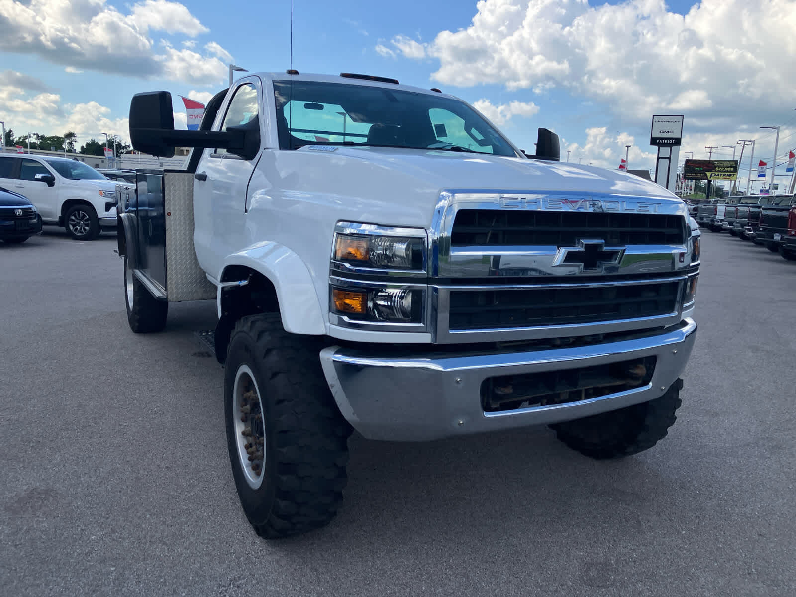 2023 GMC Silverado Medium Duty