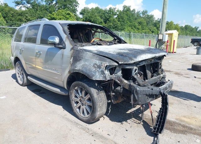 2007 CHRYSLER Aspen