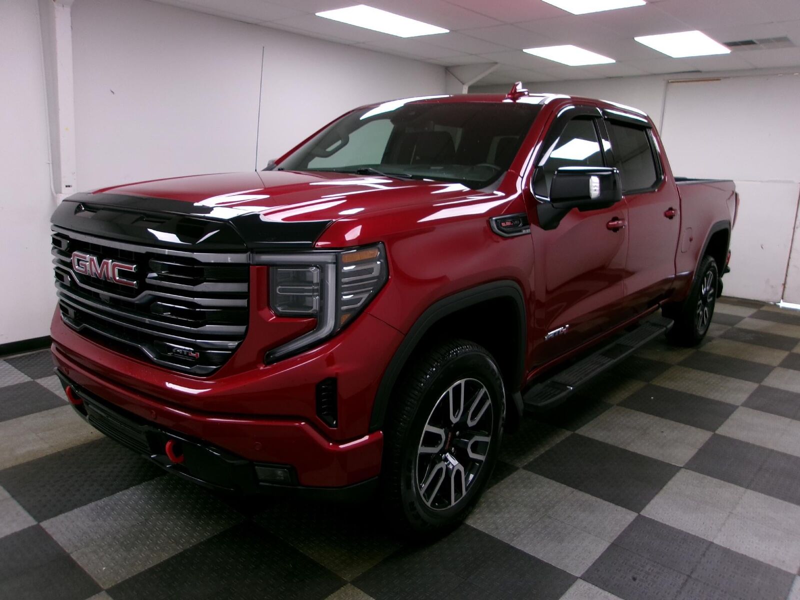 2025 GMC Sierra