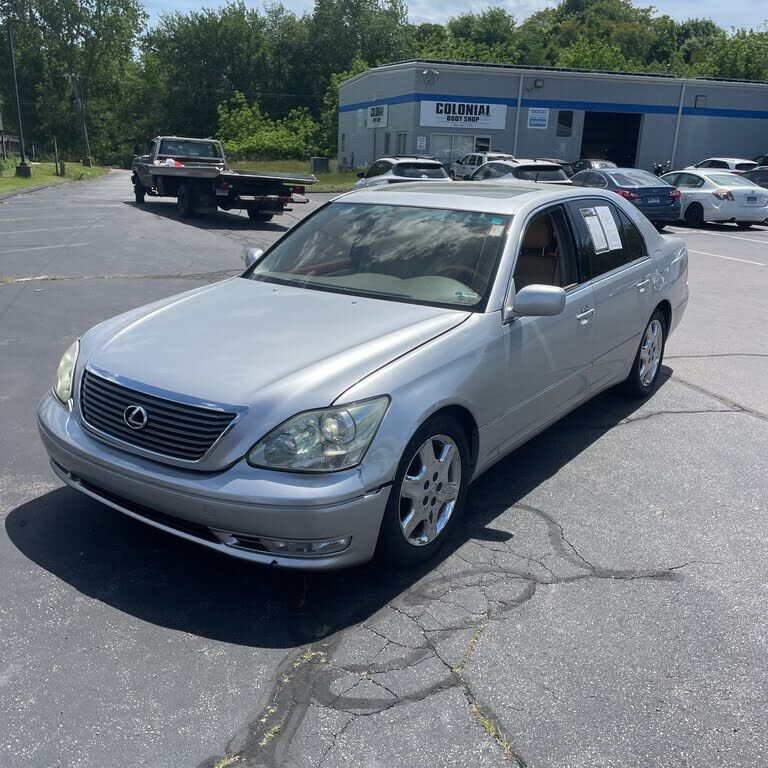 2004 LEXUS LS