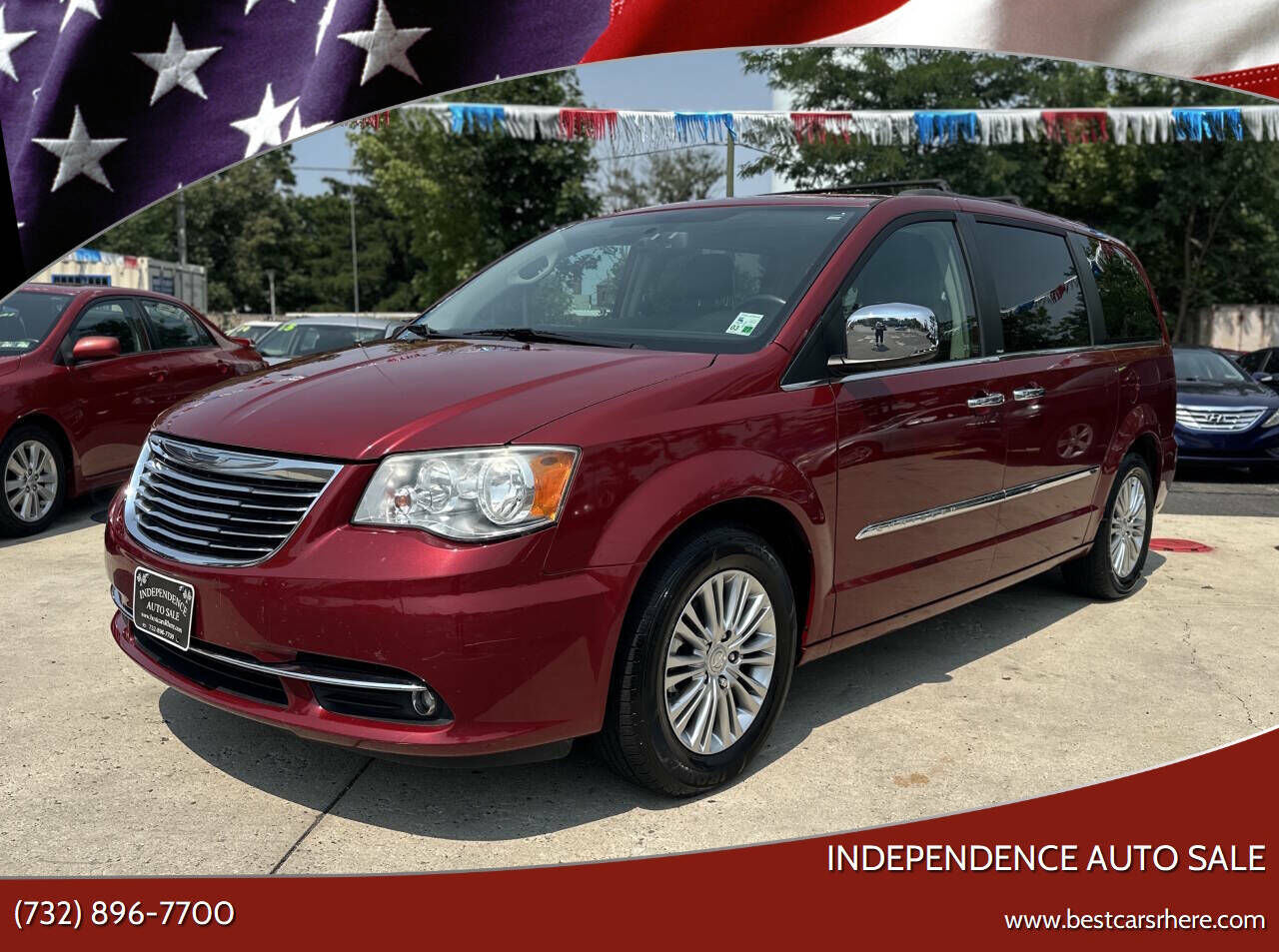 2013 CHRYSLER Town and Country