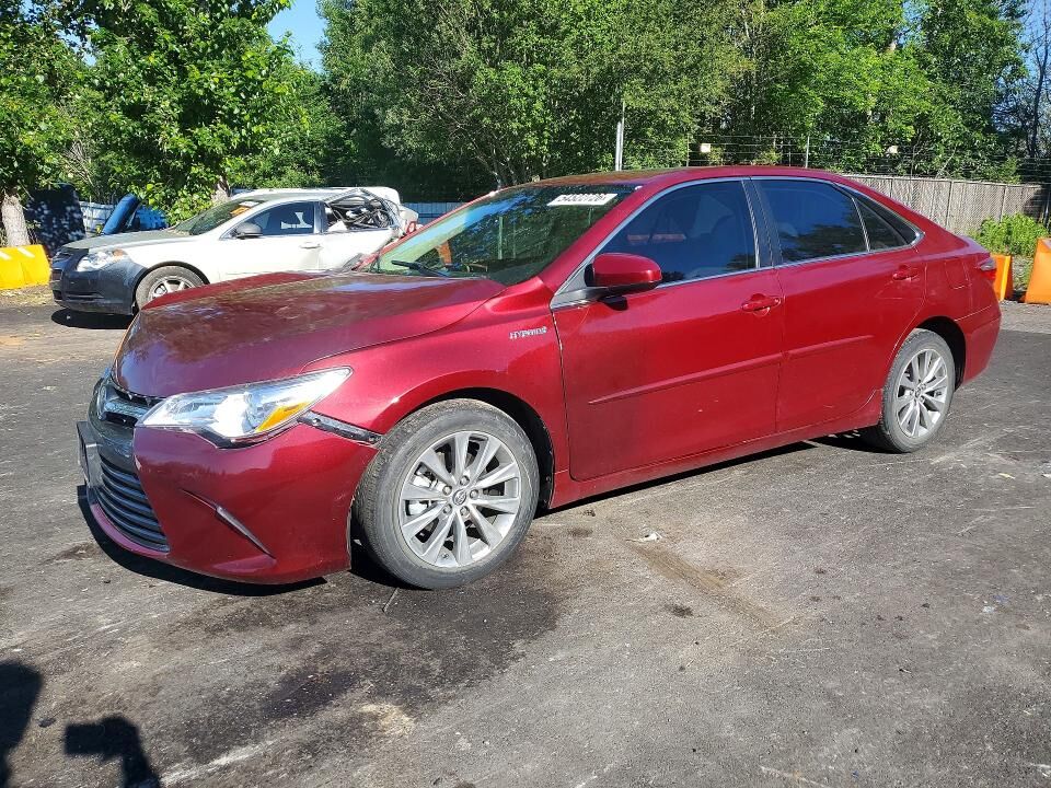2015 TOYOTA Camry