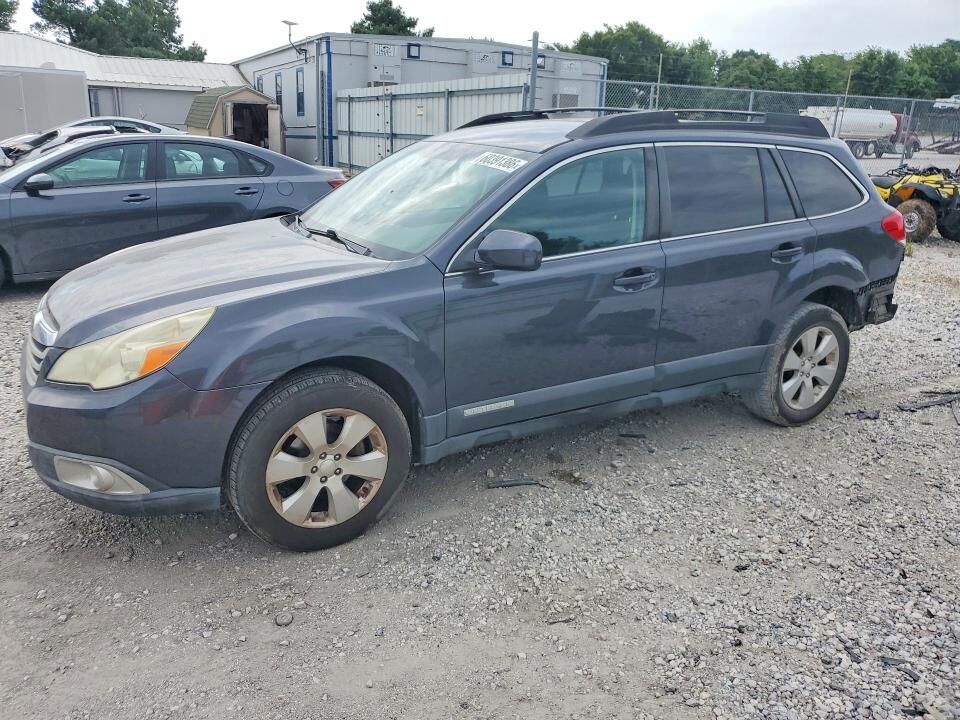 2011 SUBARU Outback