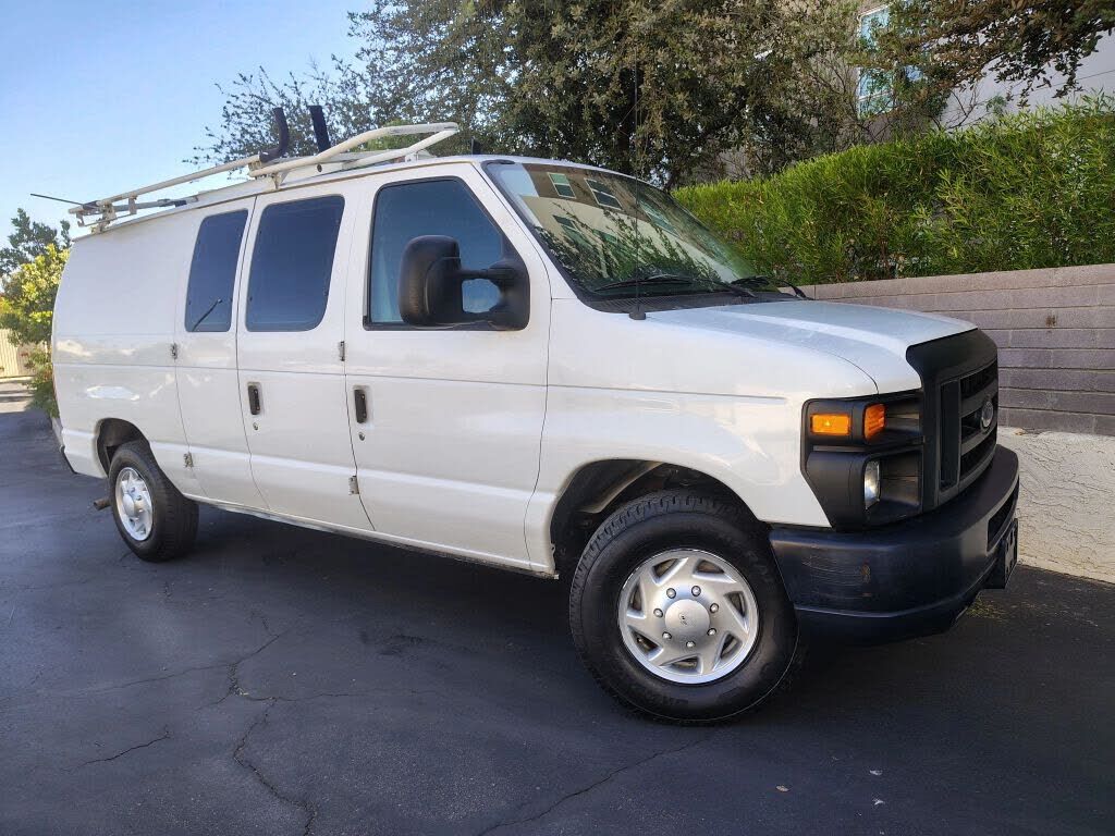 2012 FORD E-150