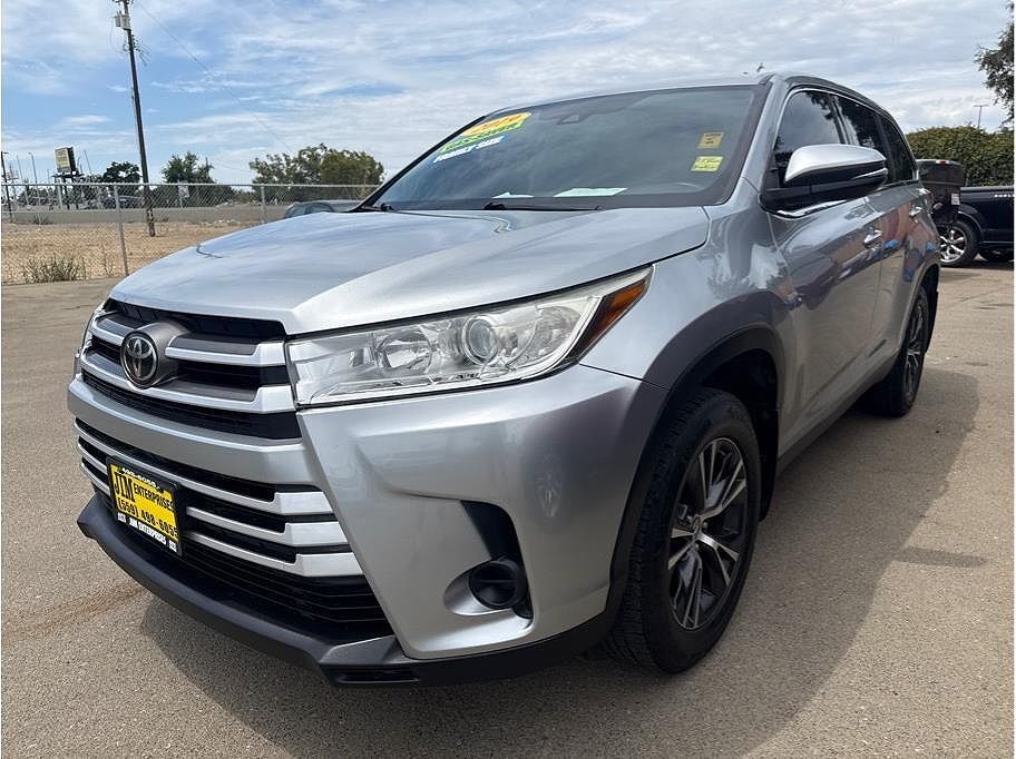 2019 TOYOTA Highlander