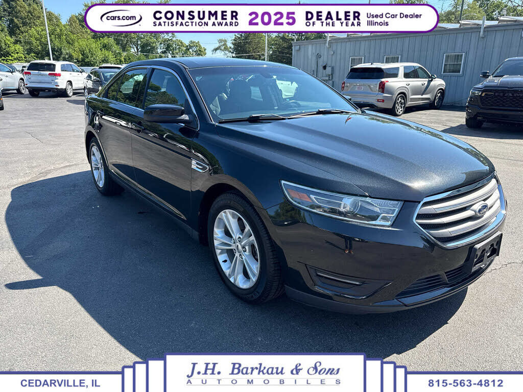 2015 FORD Taurus