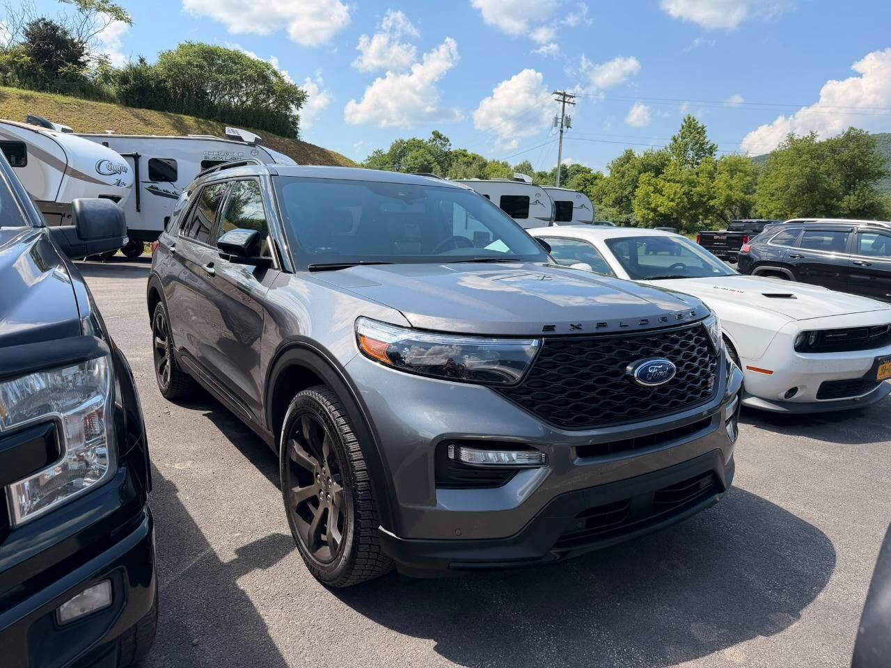 2023 FORD Explorer