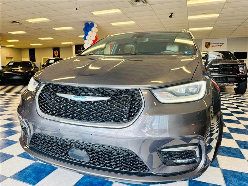 2021 CHRYSLER Pacifica