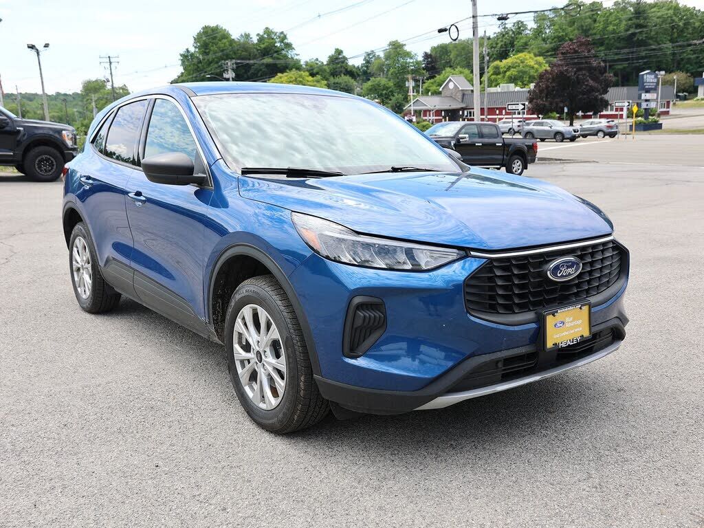 2023 FORD Escape