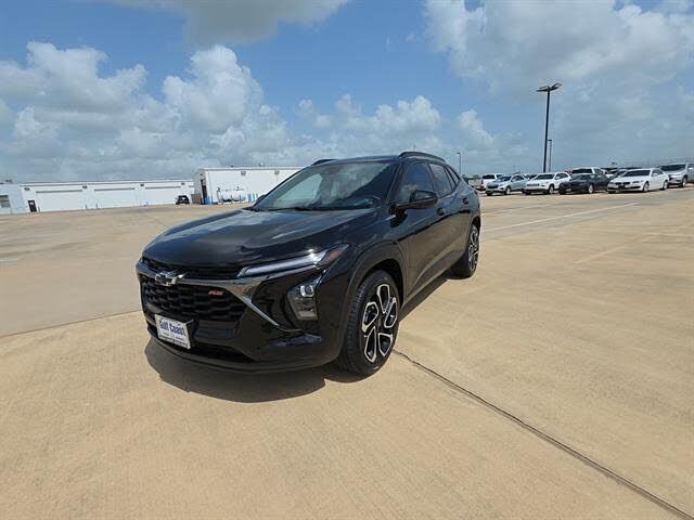 2025 CHEVROLET Trax