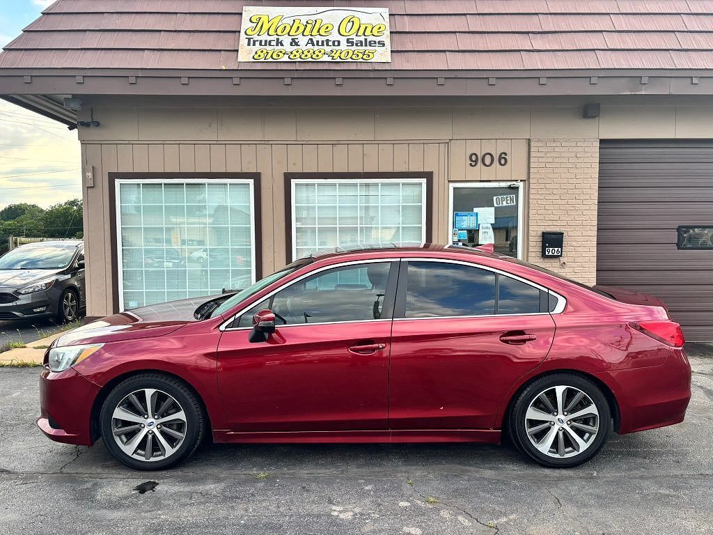2016 SUBARU Legacy