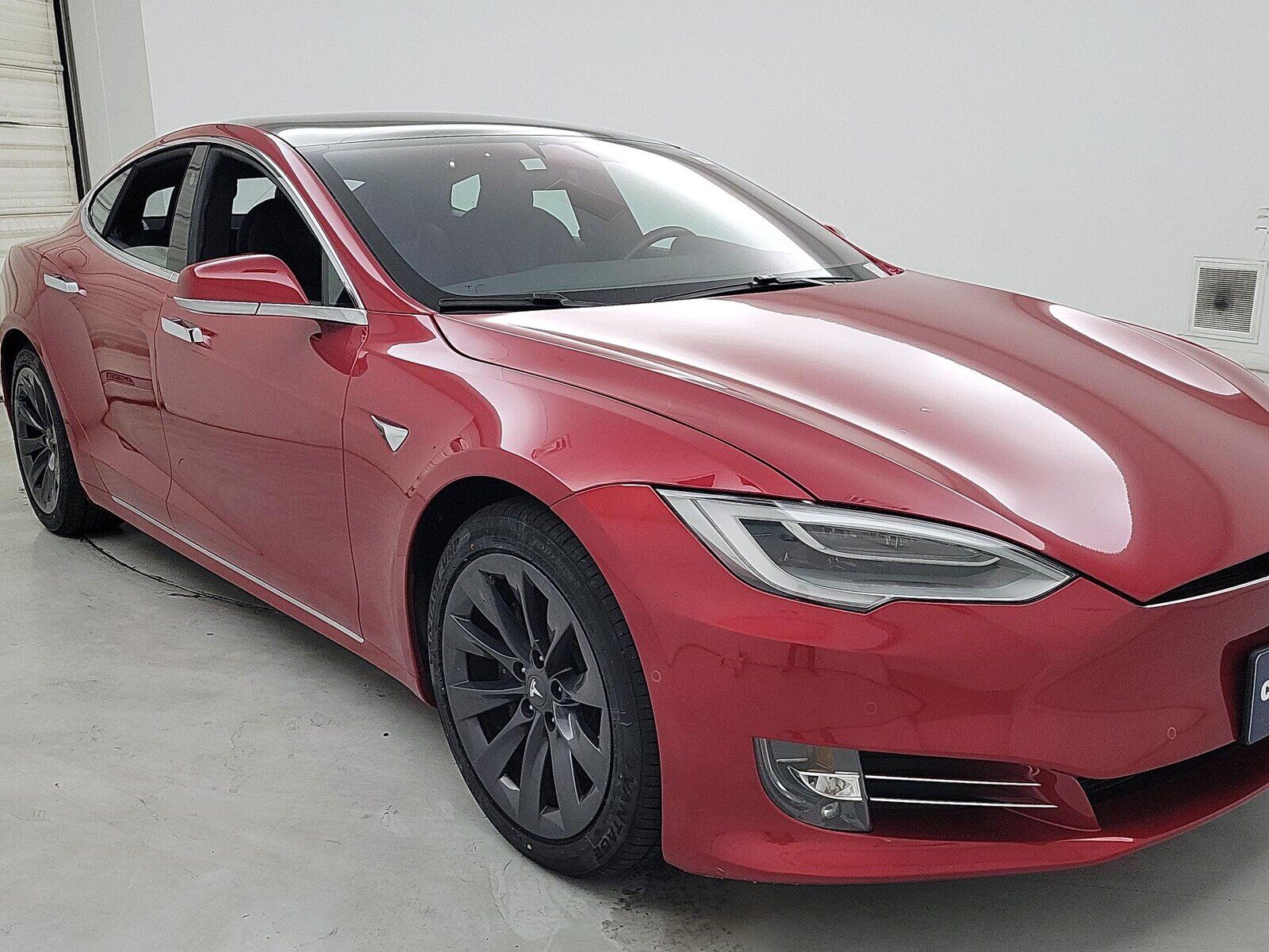 2020 TESLA Model S