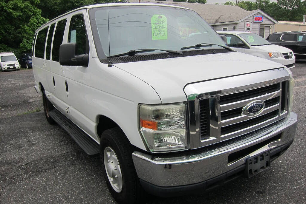 2009 FORD E-350