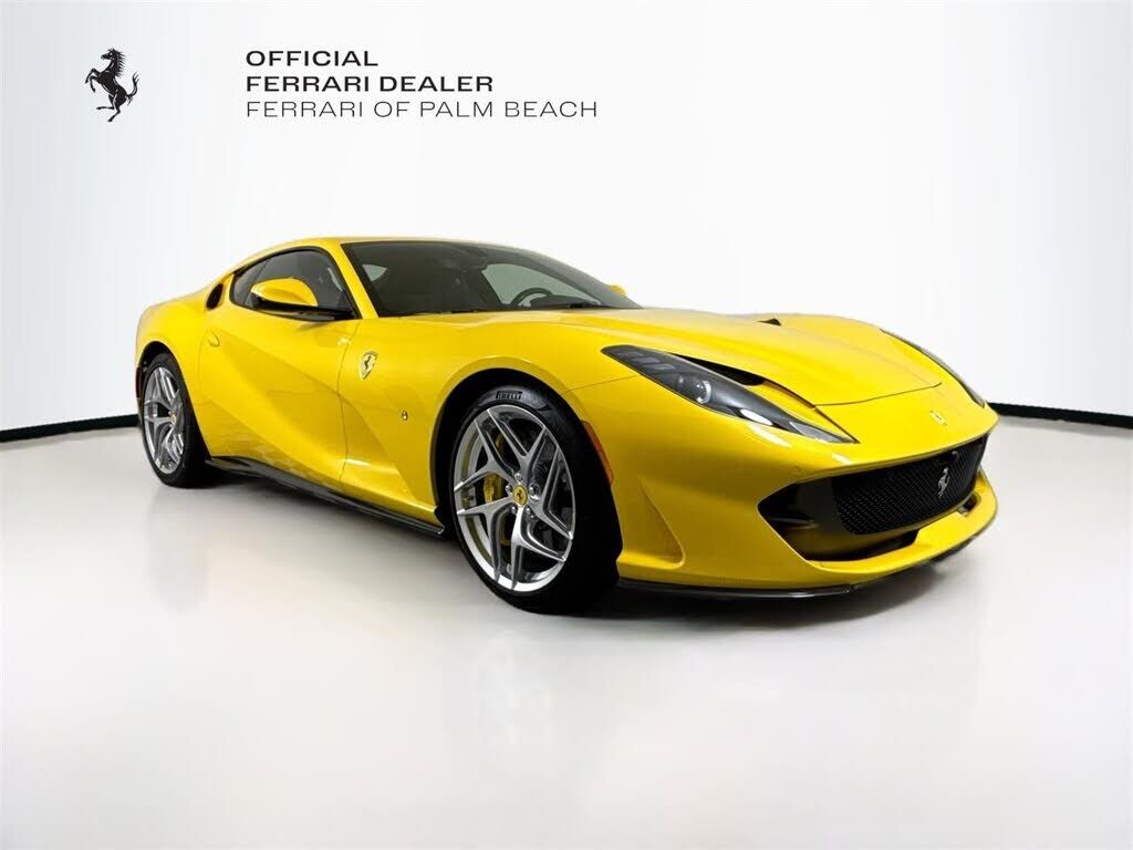 2019 FERRARI 812 Superfast