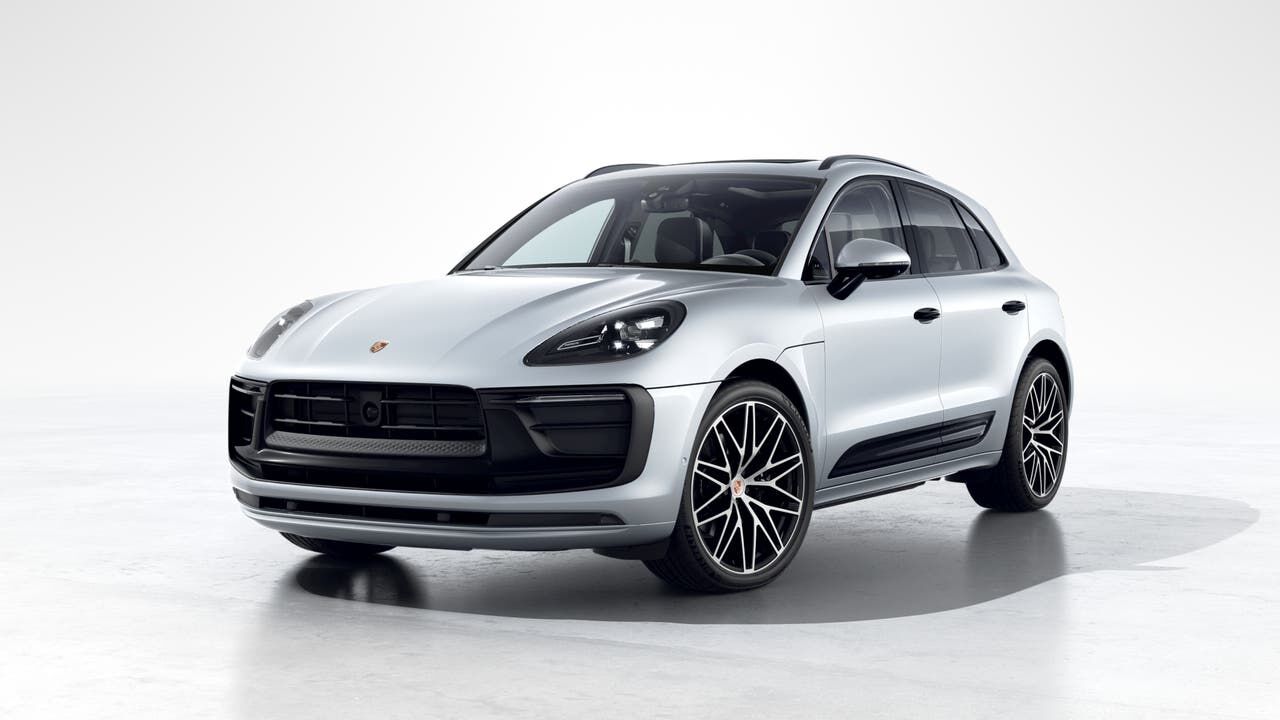 2026 PORSCHE Macan