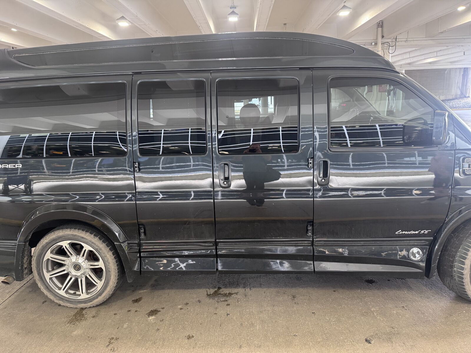 2017 CHEVROLET Express