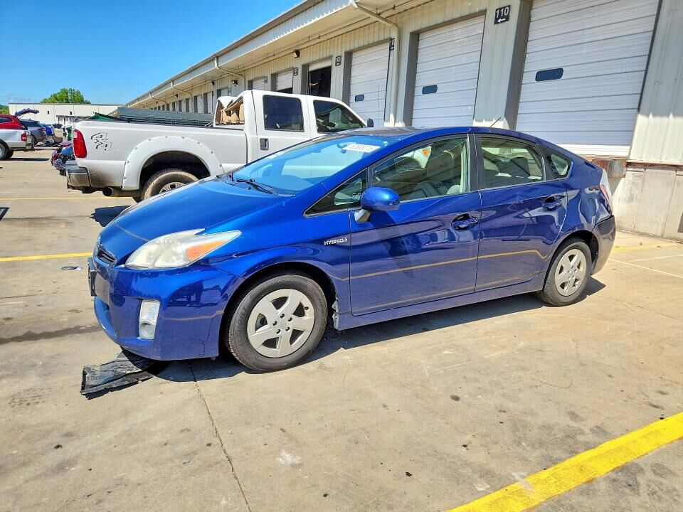 2011 TOYOTA PRIUS
