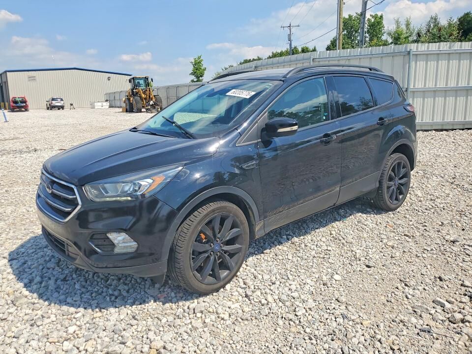 2017 FORD Escape