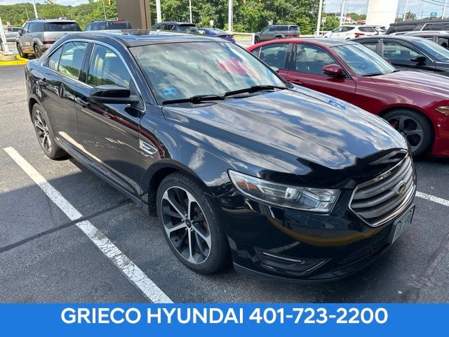 2016 FORD Taurus
