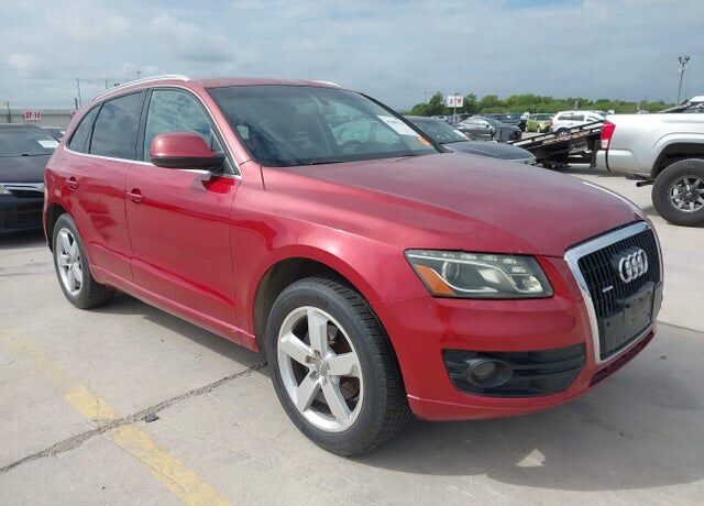2010 AUDI Q5