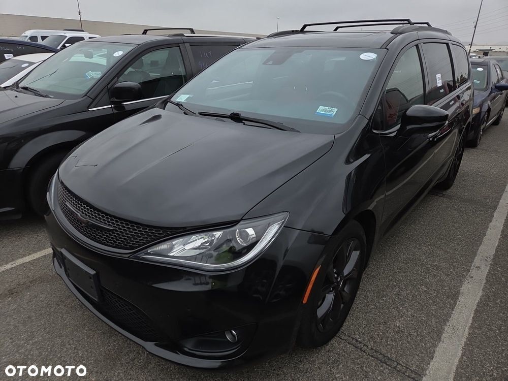 2020 CHRYSLER Pacifica