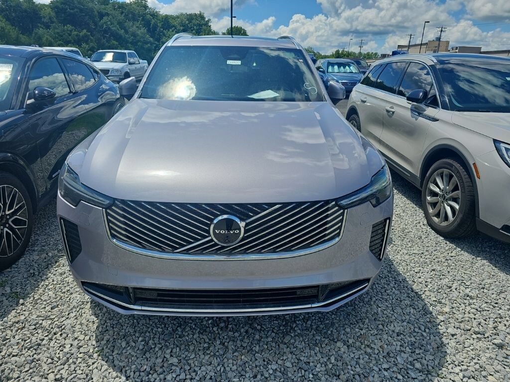 2026 VOLVO XC90