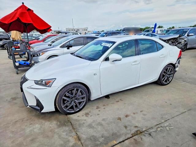 2019 LEXUS IS