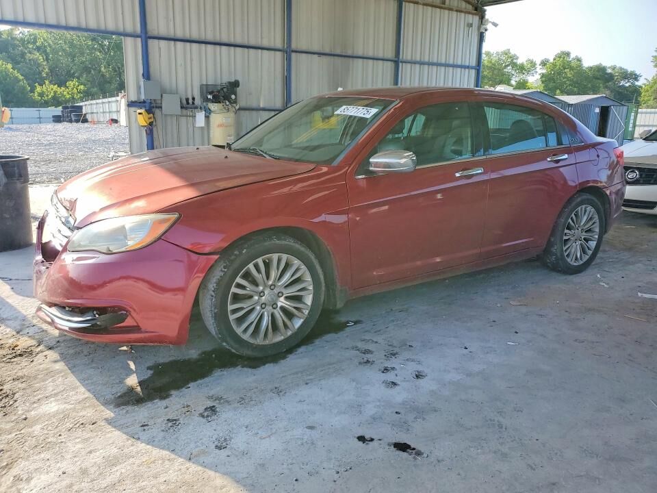 2013 CHRYSLER 200