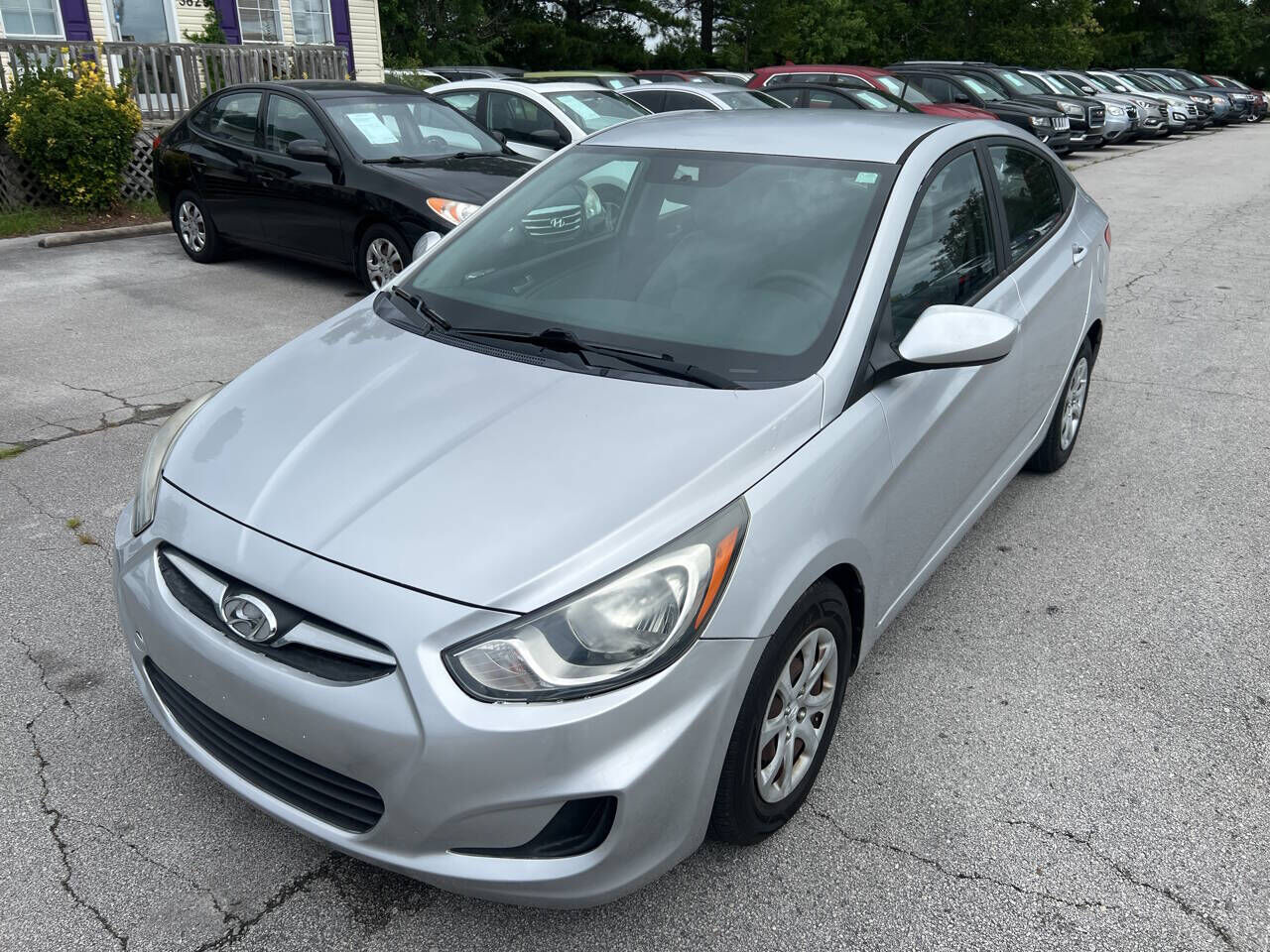 2013 HYUNDAI Accent