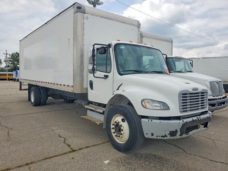 2016 FREIGHTLINER M2