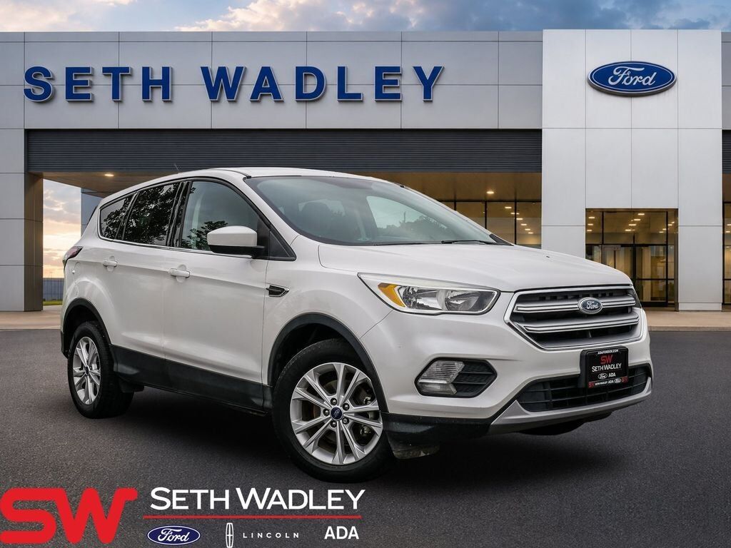 2017 FORD Escape