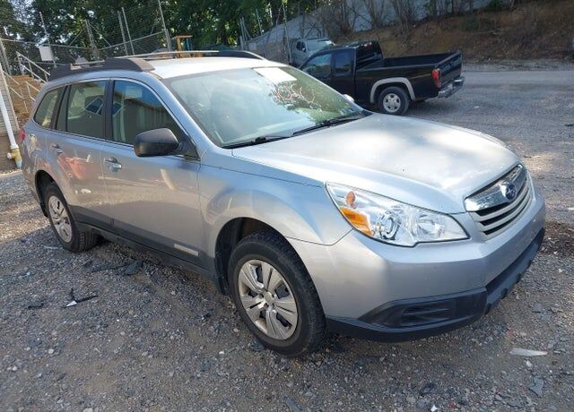 2012 SUBARU Outback