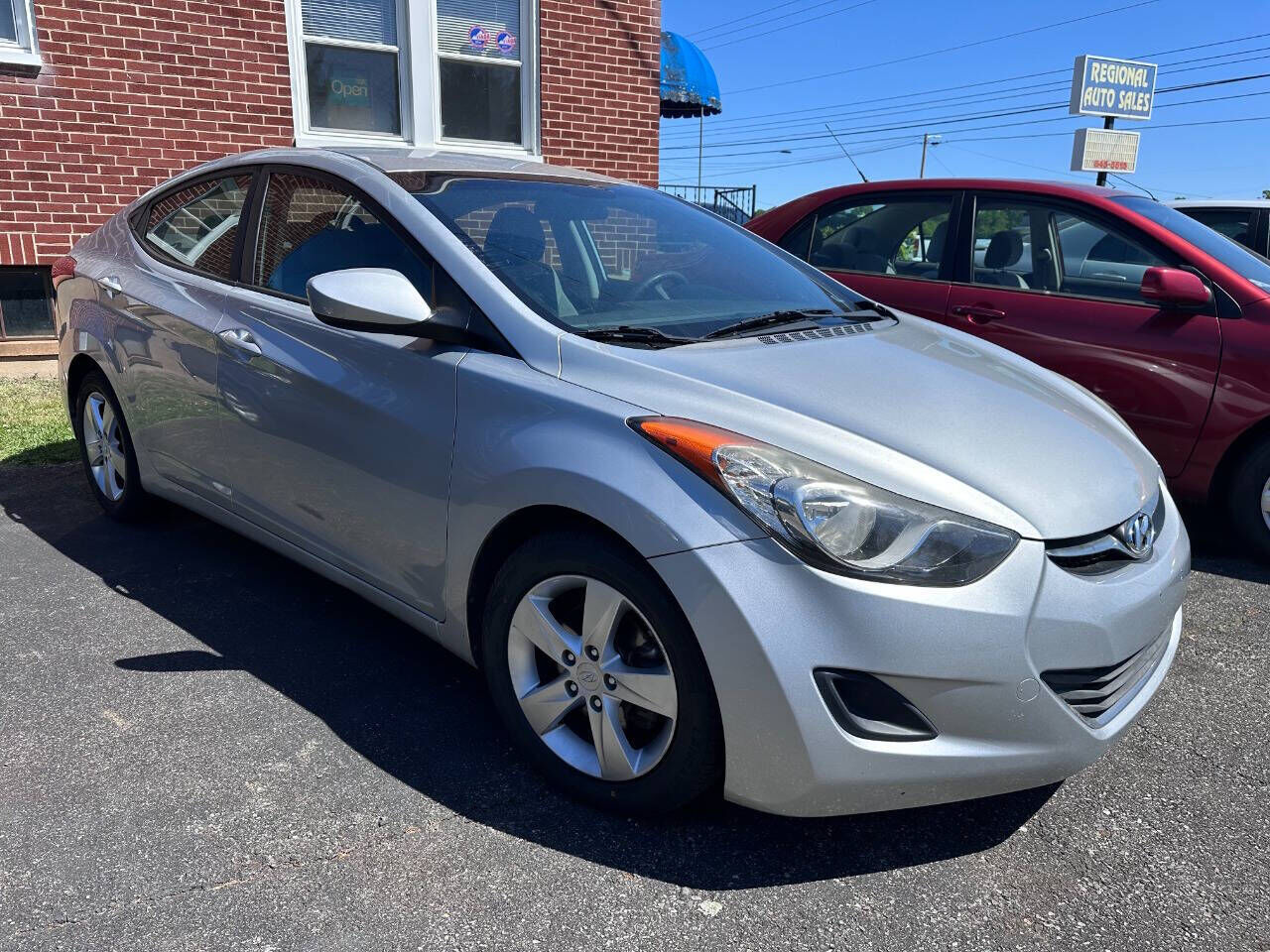 2013 HYUNDAI Elantra