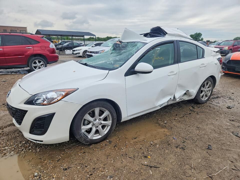 2011 MAZDA Mazda3