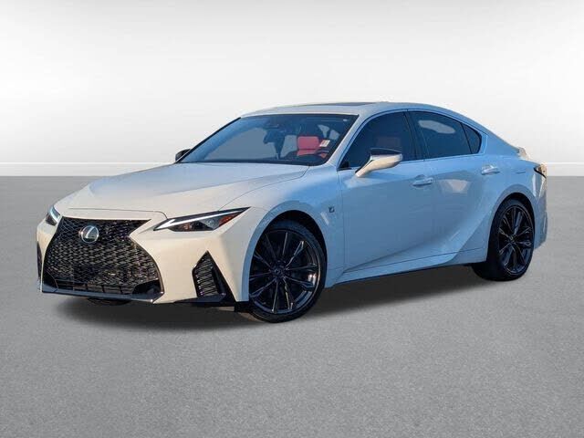 2022 LEXUS IS