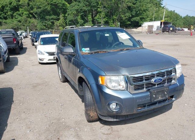 2011 FORD Escape