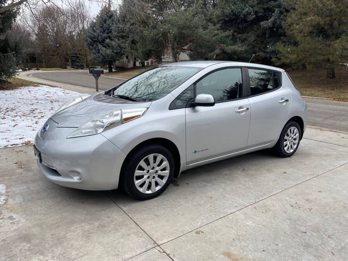 2013 NISSAN Leaf