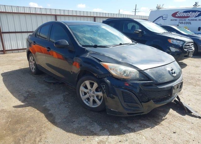 2011 MAZDA Mazda3