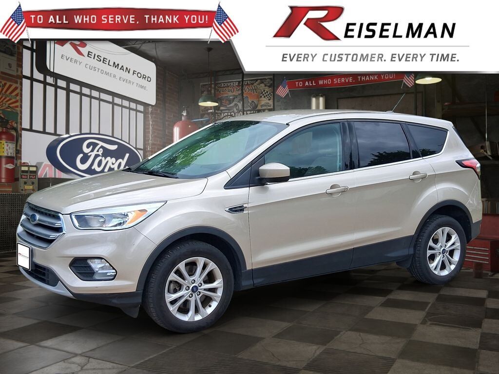 2017 FORD Escape