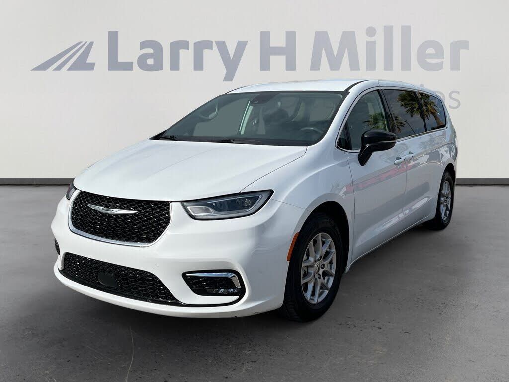 2024 CHRYSLER Pacifica