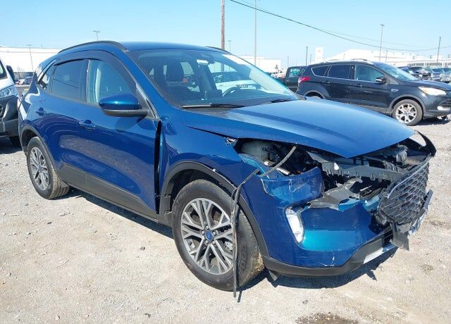 2020 FORD Escape