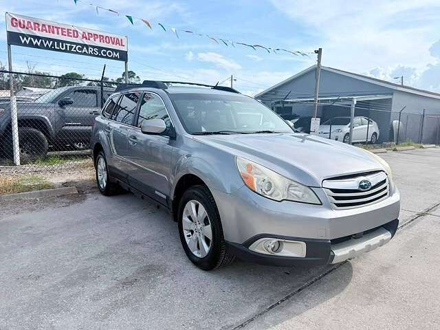 2011 SUBARU Outback