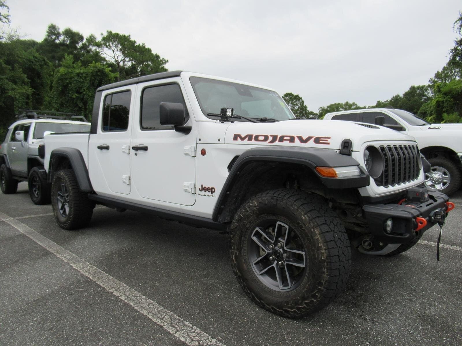 2024 JEEP Gladiator