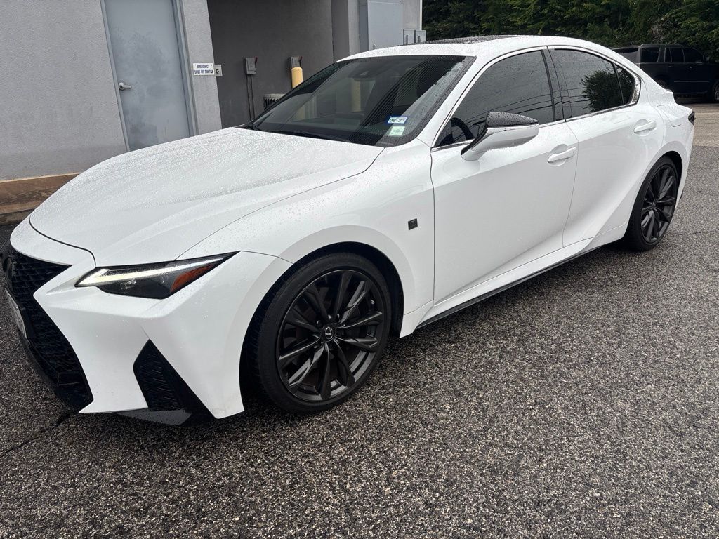 2025 LEXUS IS